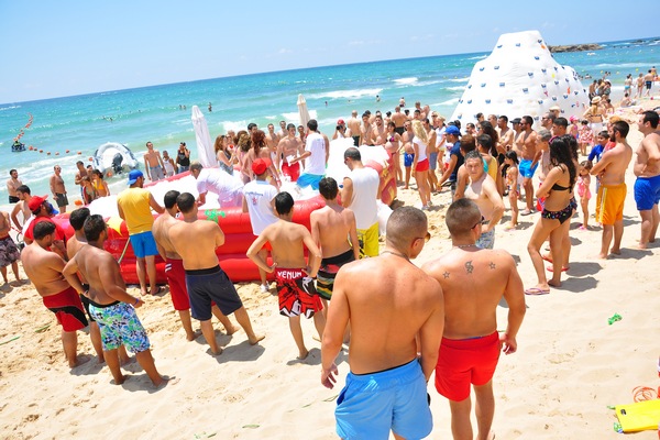 Trident Event At Edde Sands